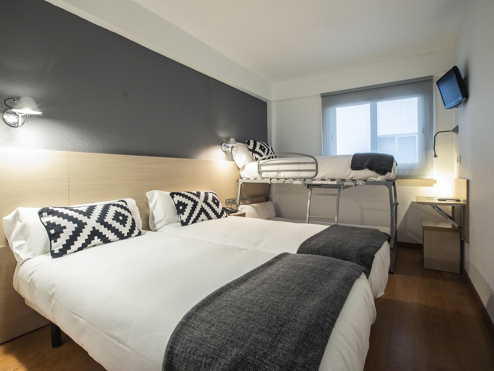 Hotel Burlada Eksteriør billede