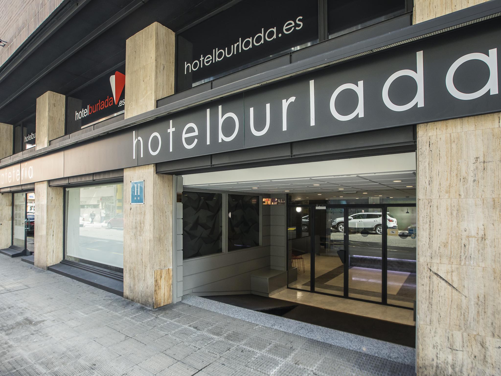 Hotel Burlada Eksteriør billede