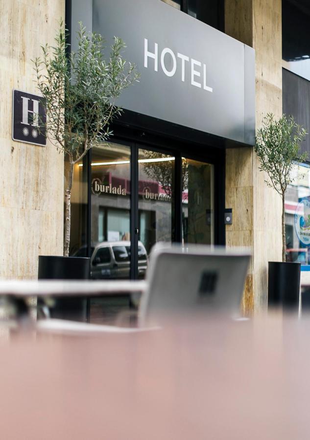 Hotel Burlada Eksteriør billede