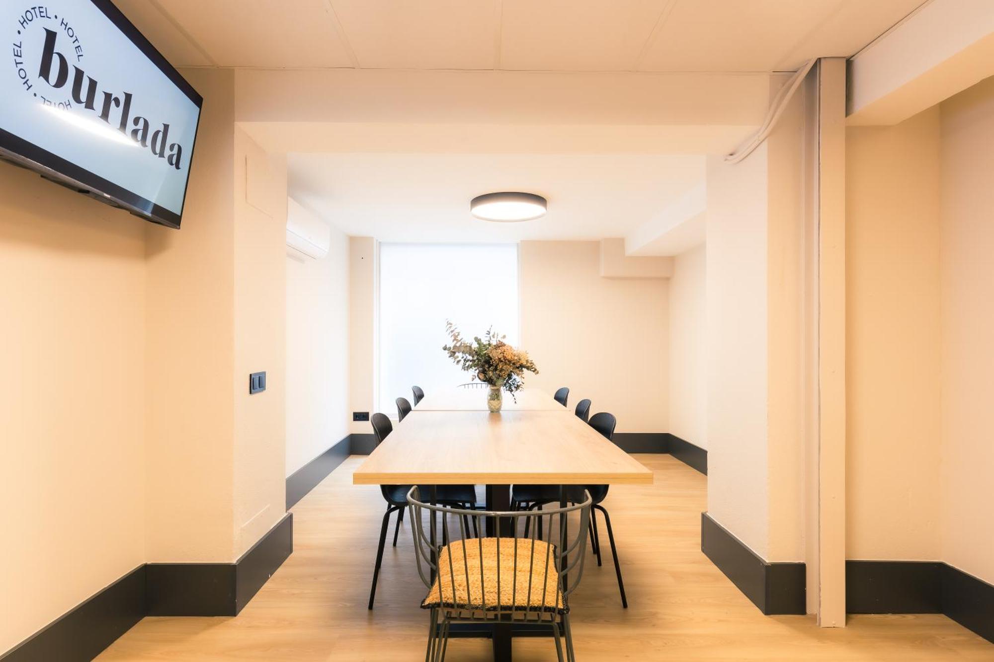 Hotel Burlada Eksteriør billede
